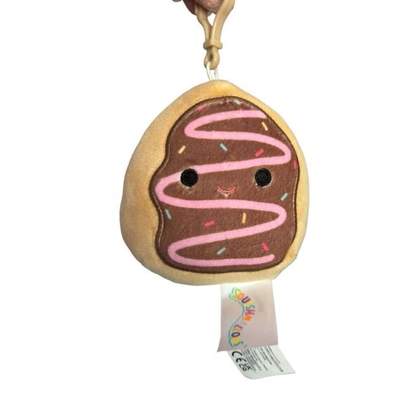 Deja The Donut Squishmallow Clip - Picture 1 of 4